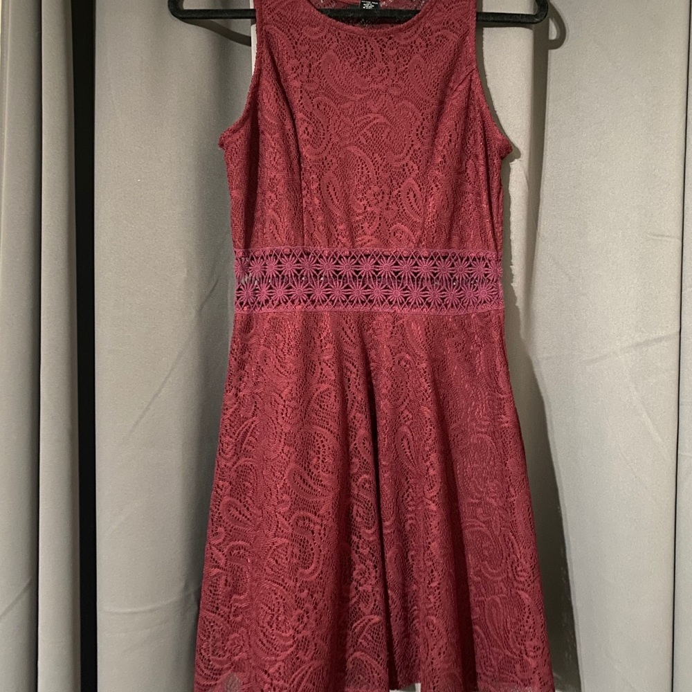 Size M Red dress
